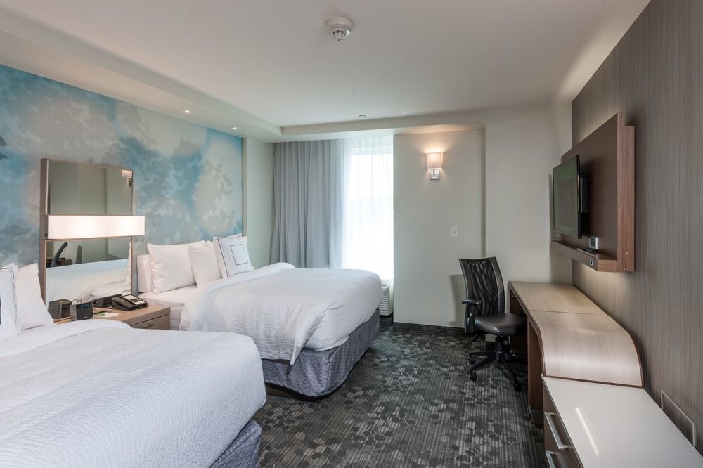 Отель Courtyard By Marriott Boston Littleton Экстерьер фото