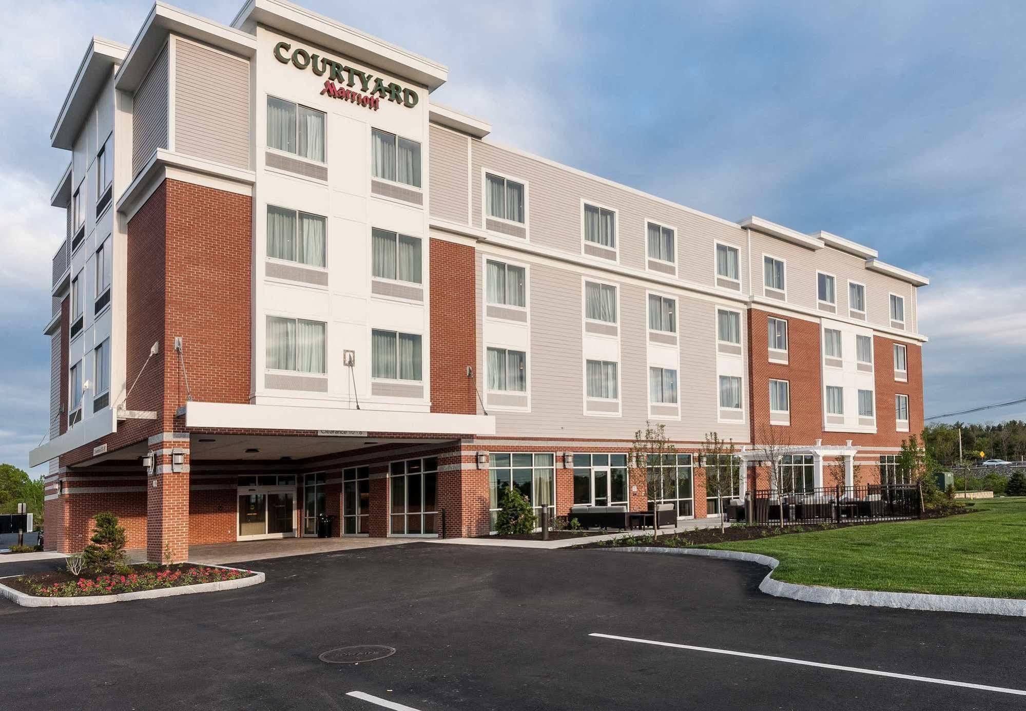 Отель Courtyard By Marriott Boston Littleton Экстерьер фото